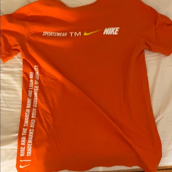 Nike Cotton Performance shirt - Picture 2 of 2